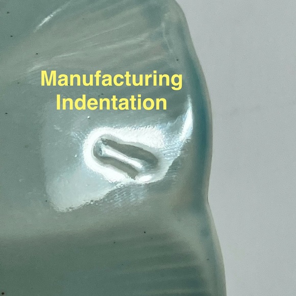 VINTAGE CELADON GREEN LOTUS BOWL / Small & Elegant / 3.5 in. / Some Firing Flaws - Picture 8 of 10